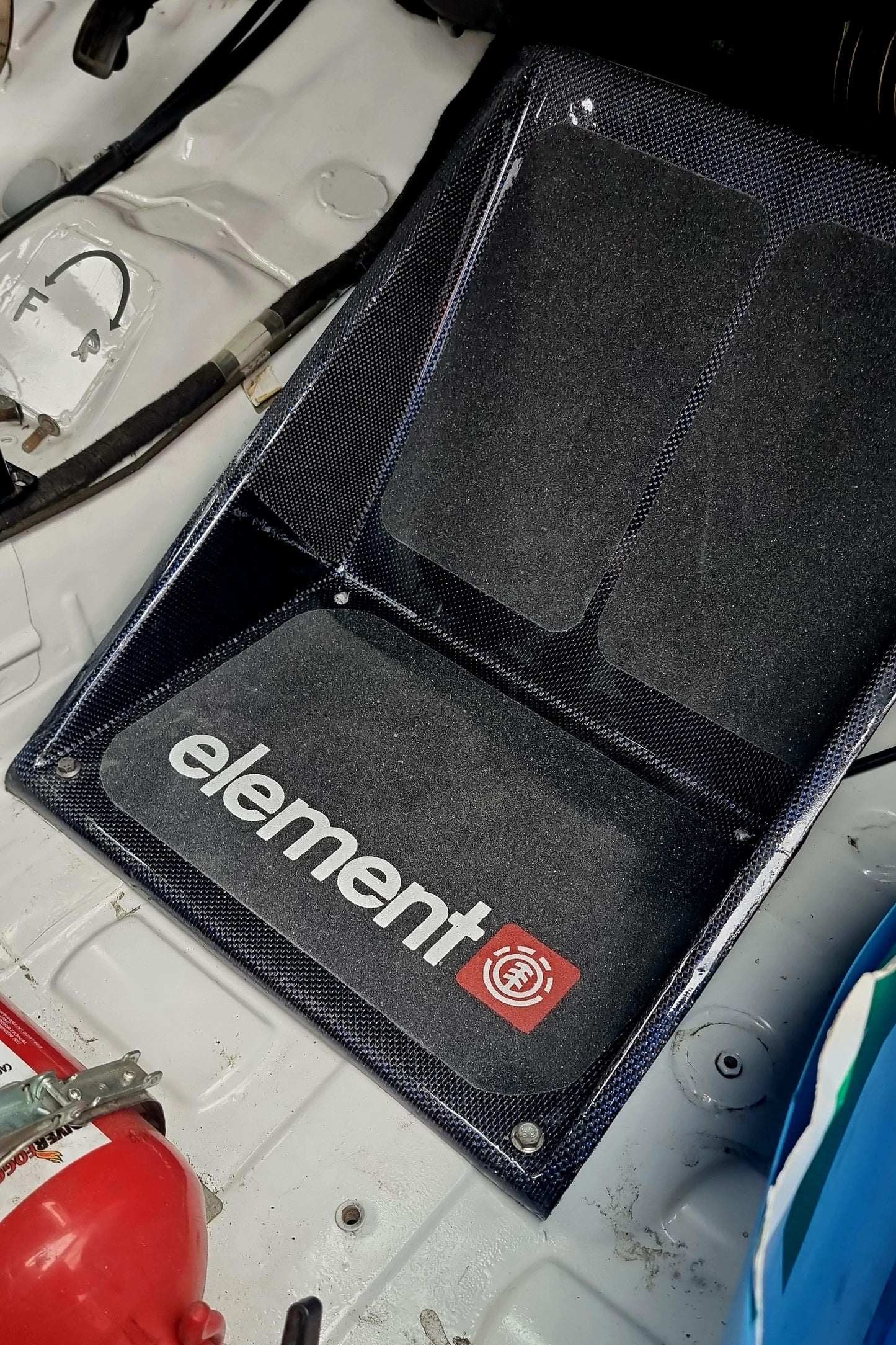 Peugeot 208 rally 4 foot rests