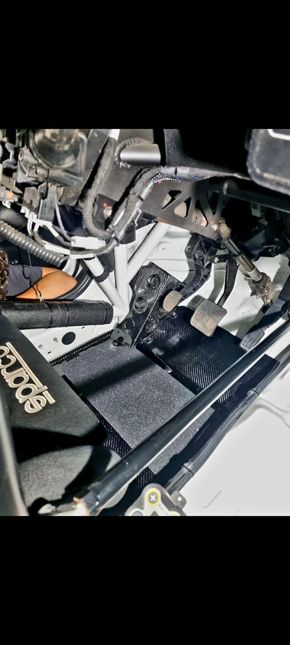 Peugeot 208 rally 4 foot rests