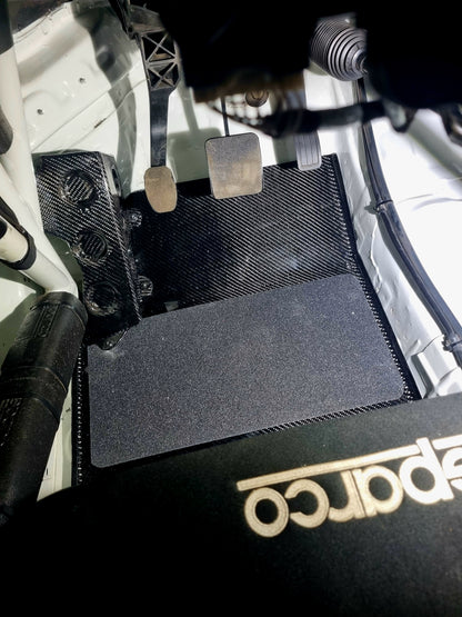 Peugeot 208 rally 4 foot rests